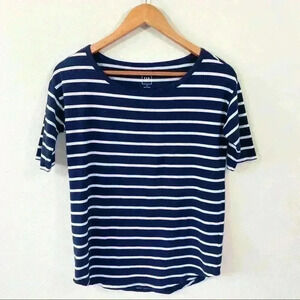 Gap navy and silver stripe top